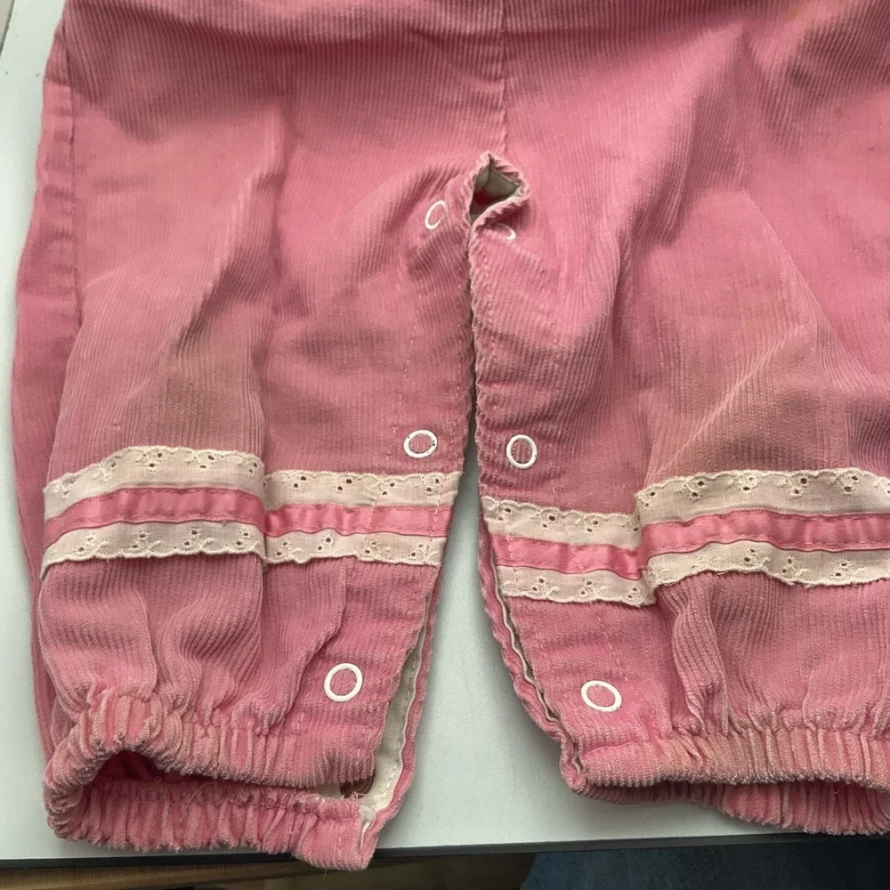 Vintage Health-Tex Baby Pink Ruffles Corduroy‎ Overalls – 18 Months